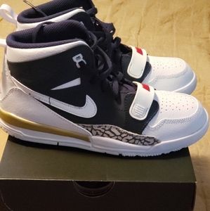 Jordan Legacy 312